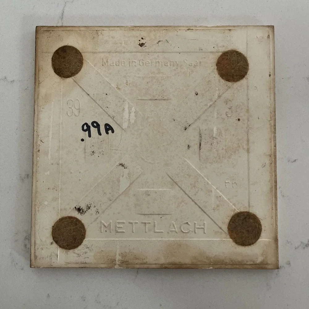 Vintage THE RALEIGH TAVERN Williamsburg Virginia Ceramic Tile Trivet 6X6 Germany